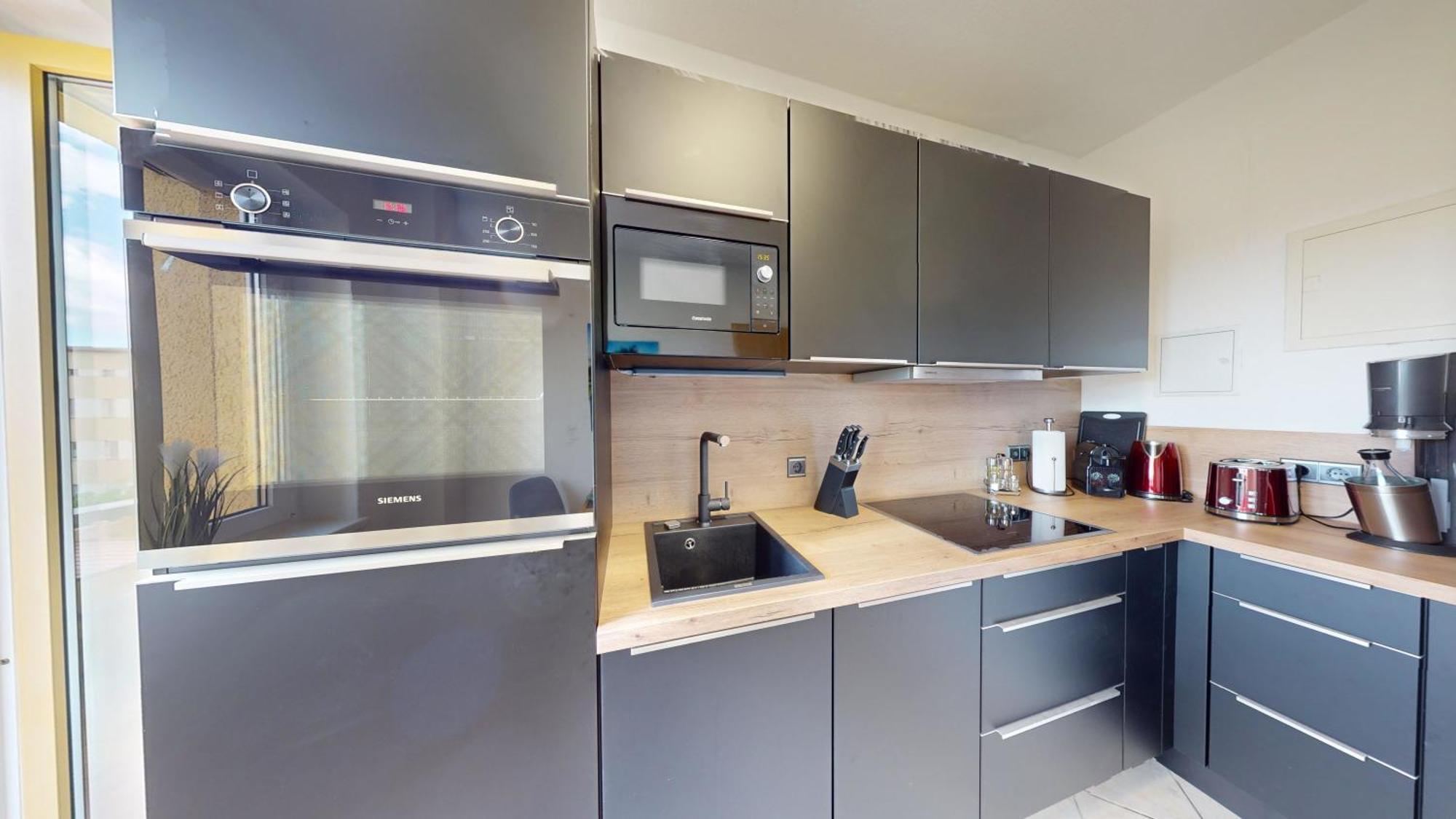Sweethome - Luxus Apartment Auf 2 Etagen Magdeburg Luaran gambar